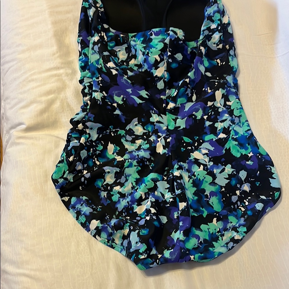 Speedo Floral Swimsuit One Piece with Halter Neck - Picture 5 of 7